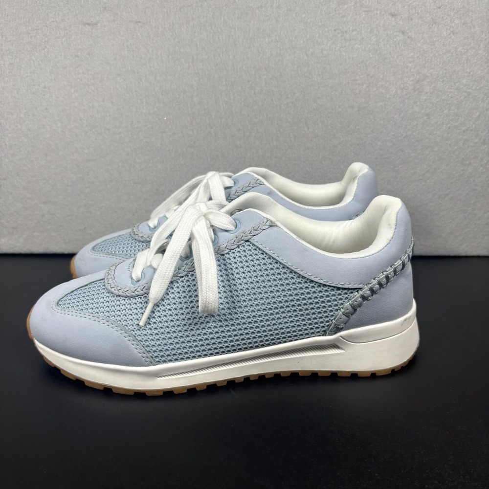Jellypop Women's Elarah Sneakers Light Blue Mesh Size 7.5M Casual Lace Up Shoes